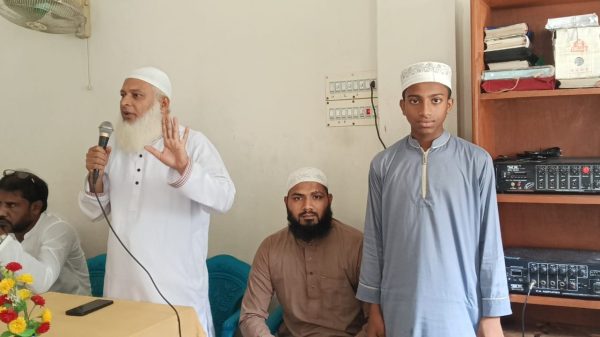 চাঁদগ্রাম গোরস্থান মাদ্রাসাই দুই ছাত্র হিফজ খতম ও অভিভাবক সমাবেশ
