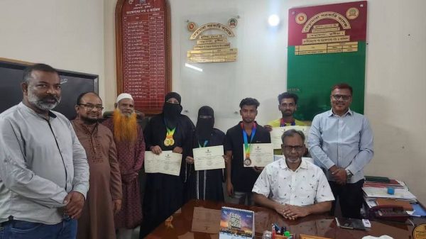 ক্রীড়াঙ্গনে সাফল্যের নতুন দিগন্ত দিক নির্দেশনা